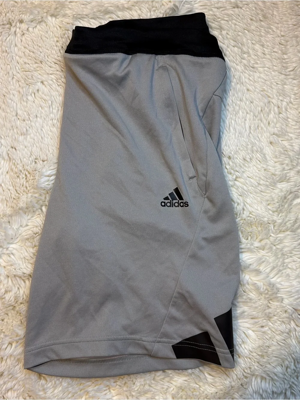 adidas Men’s size small Light Gray Athletic Shorts no liner 8” inseam